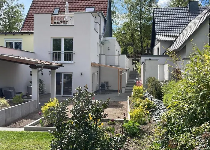 City Wohnung Mit Gartenblick Und Dachterrasse