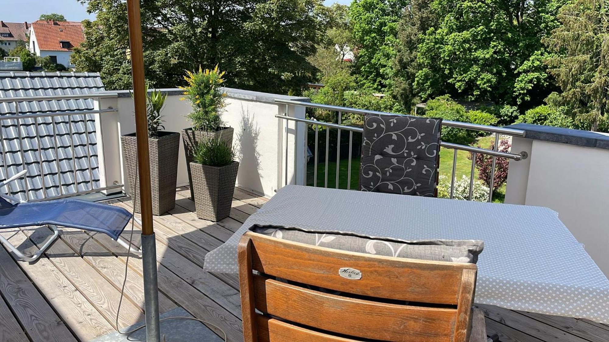 Mit Gartenblick Und Dachterrasse